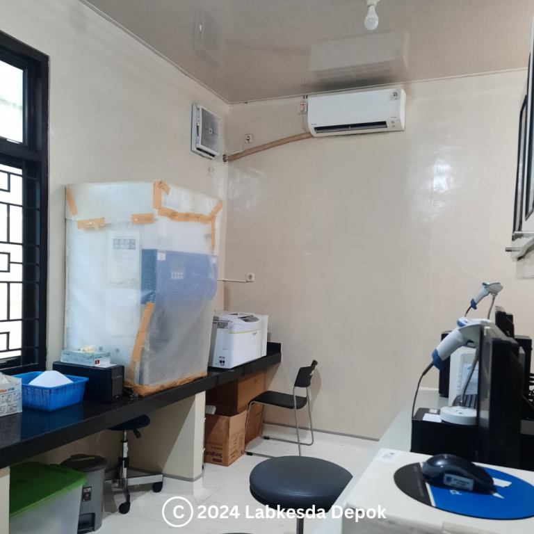 Ruang Instalasi Biomolekuler dan Mikrobiologi