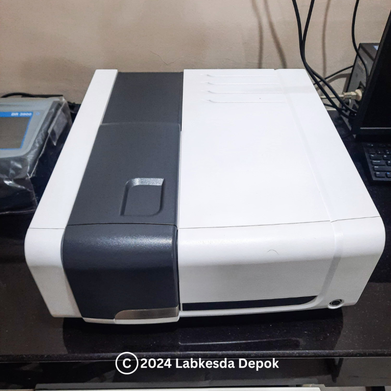 Spektrofotomer UV Vis